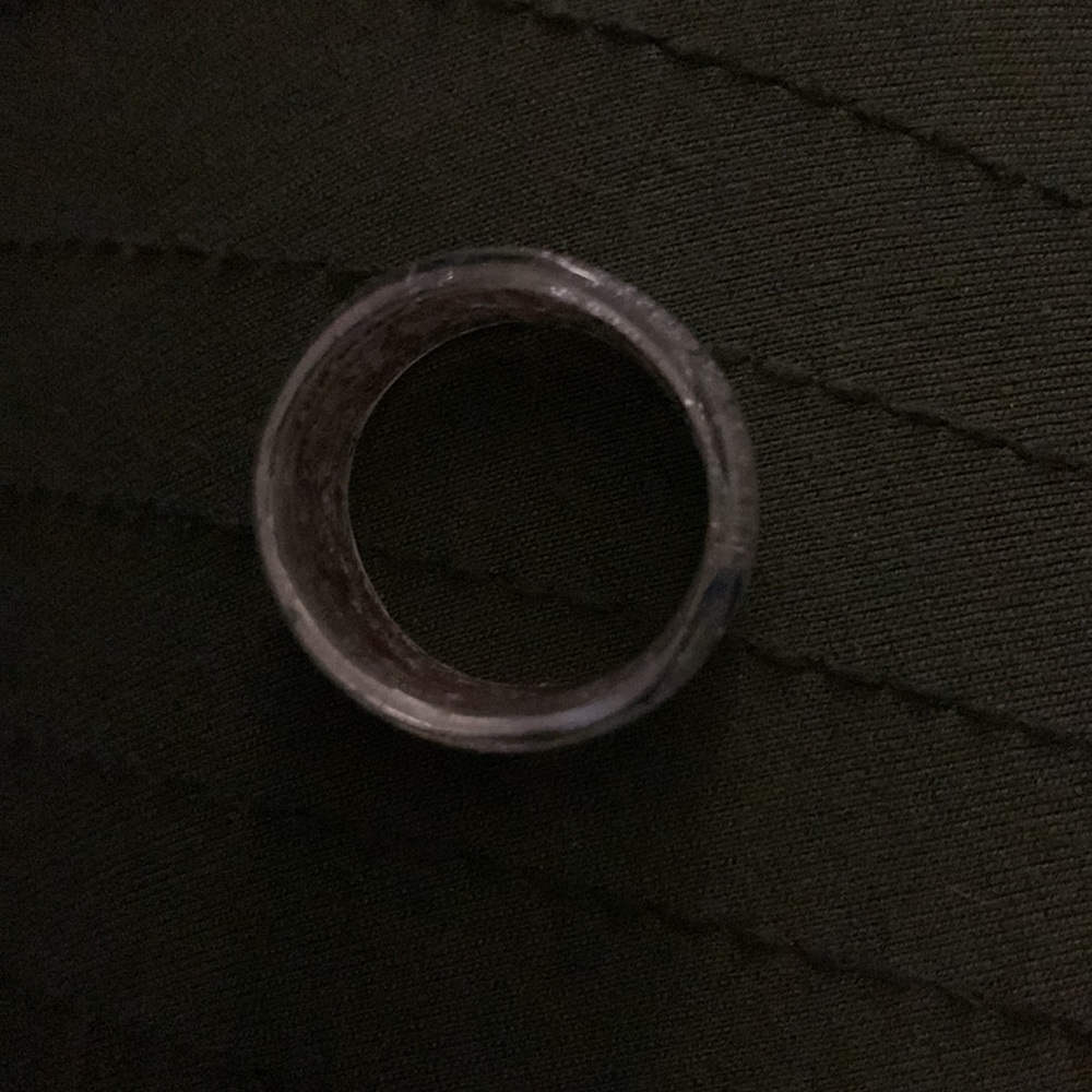 Ring - Picture 2 of 2